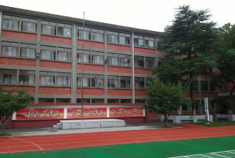 无锡市运河实验中学户外活动场地
