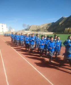 贵南县中学户外活动场地