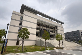 湛江市第二技工学校户外活动场地