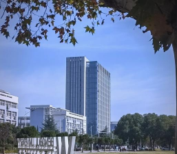 安徽省家业广播电视学校蚌埠分校户外活动场地