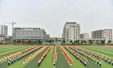 临沂商业学校户外活动场地
