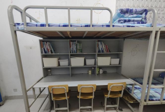 济宁市第六职业中学户外活动场地