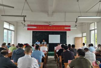 罗平县农业机械技术学校户外活动场地