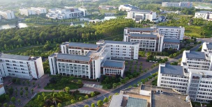 桂林市普天机电职业技术学校户外活动场地