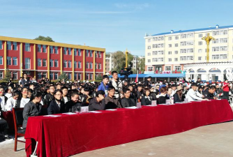 汤原县朝鲜族职业技术高级中学户外活动场地