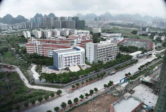 贺州技工学校户外活动场地