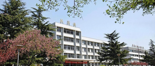 山东省卫生学校户外活动场地