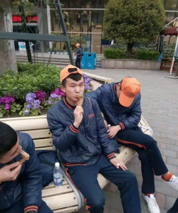 成都百年职校户外活动场地