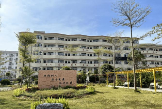 大化瑶族自治县职业技术学校户外活动场地