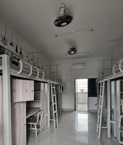 河北民族师范学院户外活动场地