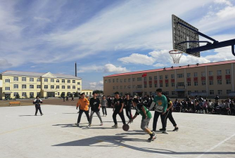 密山市连珠山镇朝鲜族中学户外活动场地