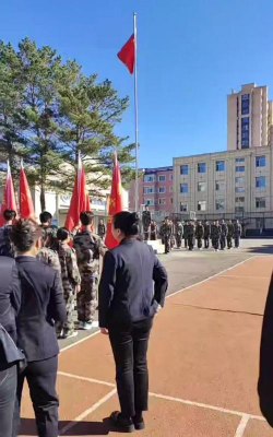 海伦市第七中学户外活动场地