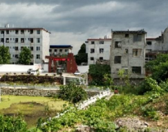 桂林市临桂县五通镇初级中学户外活动场地