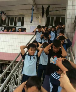 横县校椅镇第一初级中学户外活动场地