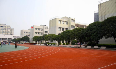 桂林市清风实验学校中学户外活动场地