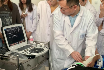 英欧脊骨神经科医学院
