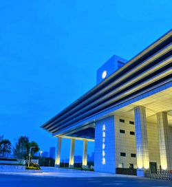 武汉商学院户外活动场地