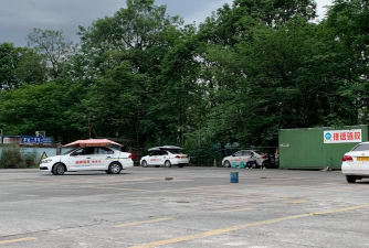 重庆沙坪坝区小龙坎高级职业中学驾驶学校(职中驾校)户外活动场地