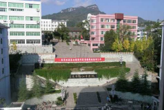 重庆市黔江中学户外活动场地