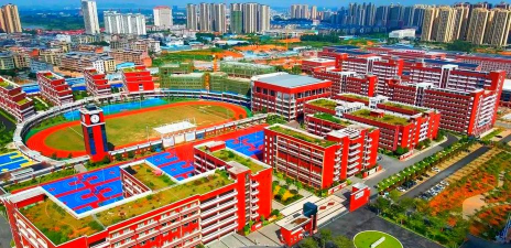 来宾市育才高中户外活动场地