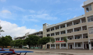南宁市良庆区大塘中学户外活动场地