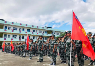 平南县翔云职业学校