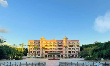 南宁市外国语学校(高中部)户外活动场地