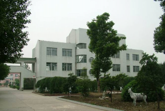 江苏省宜兴市官林第二中学户外活动场地