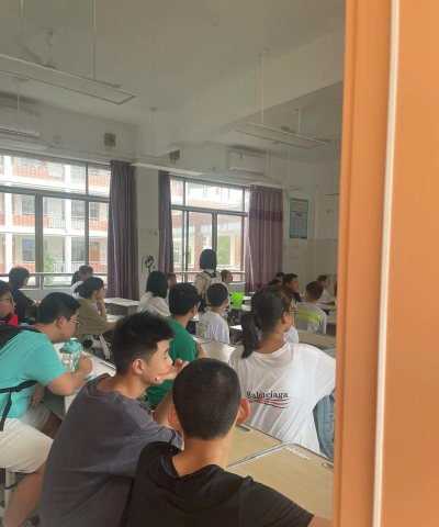 仙居二中户外活动场地