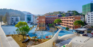 温中实验学校户外活动场地