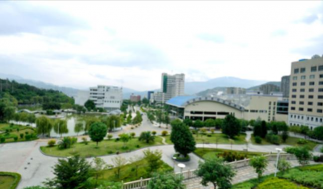 攀枝花学院户外活动场地