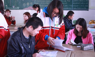 嘉兴市新丰中学户外活动场地
