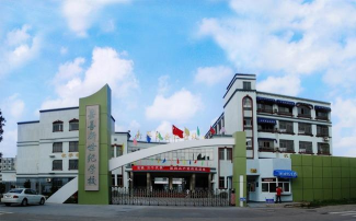 嘉兴新世纪学校户外活动场地