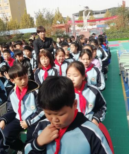 阜阳市颍东区新华办新华初级中学户外活动场地