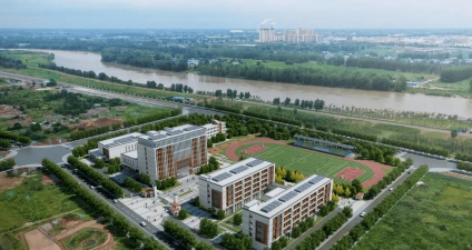 颍泉区泉颍顺河初级中学户外活动场地