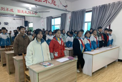 袁州区楠木职业中学户外活动场地