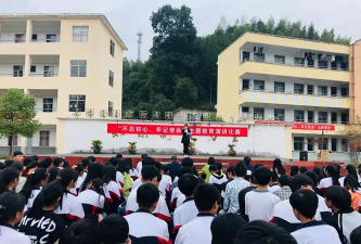茭湖初中户外活动场地