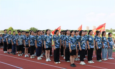 洛市初级中学户外活动场地