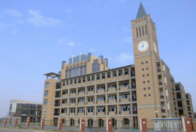 天长市炳辉中学