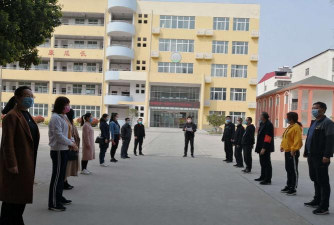 舞钢市第一初级中学户外活动场地