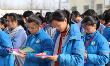 莒县安庄中学阅读区