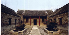 扶沟县吕潭乡吉鸿昌学校初中部阅读区