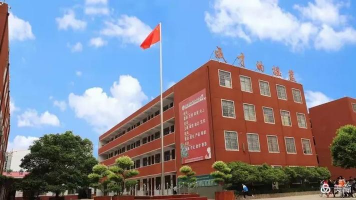 商水县新世纪学校阅读区