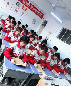 临汾电子职业学校阅读区