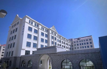 青岛滨海学院阅读区