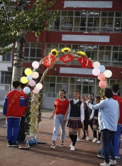 济南市第六十八中学阅读区
