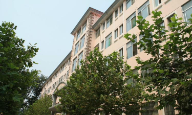 济南历城一中阅读区