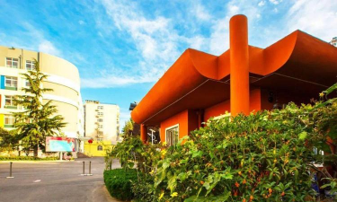 青岛市第二十八中学阅读区