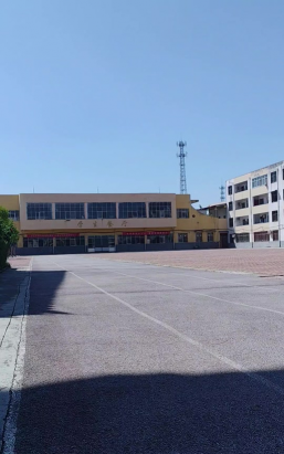 景新中学
