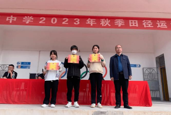 澧县金罗镇中学阅读区